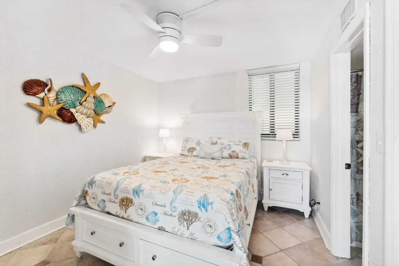 Sunbird #706E By Nautical Properties - Beach Chair Service Included! Panama City Beach